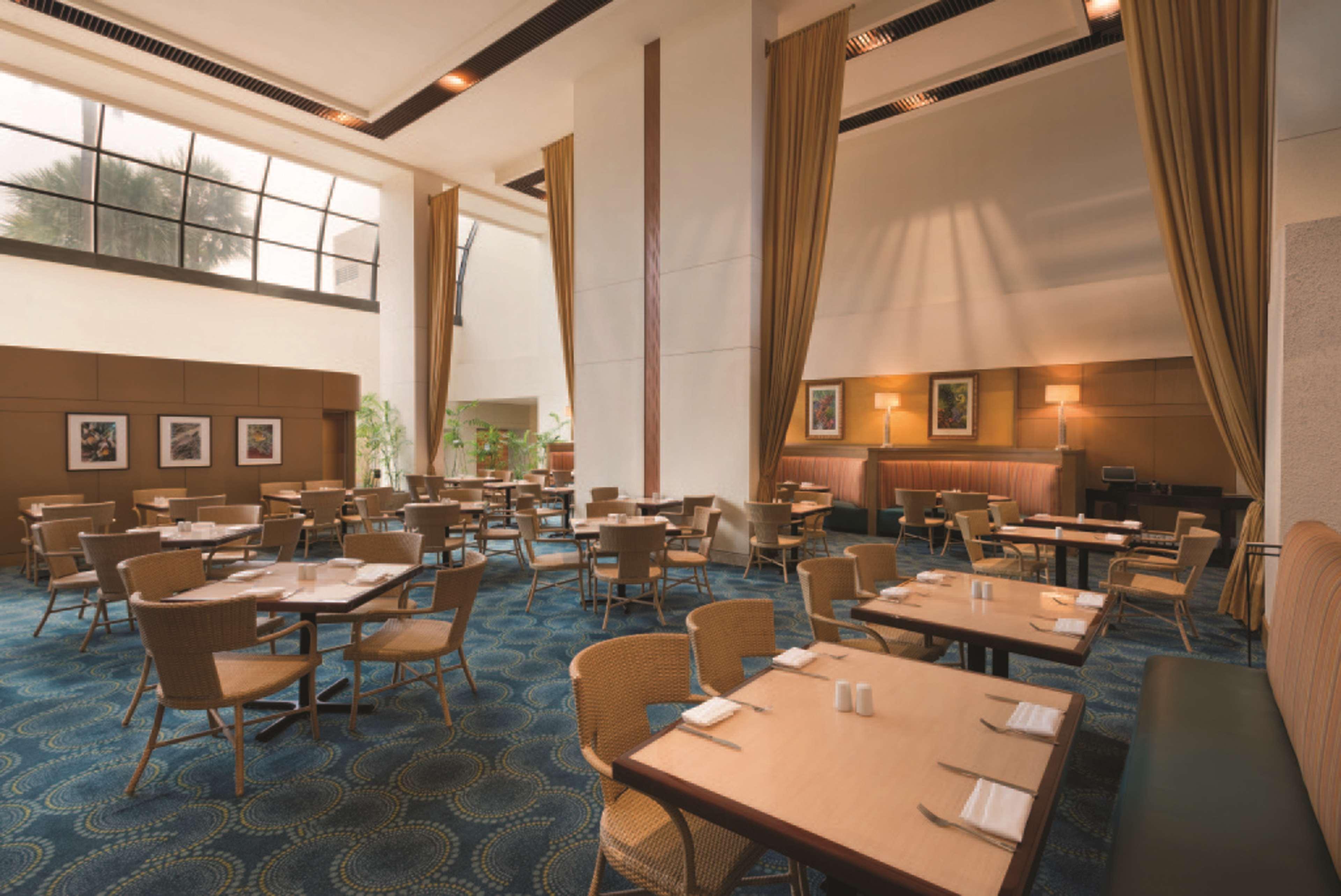 Hilton Miami Airport Blue Lagoon Екстер'єр фото